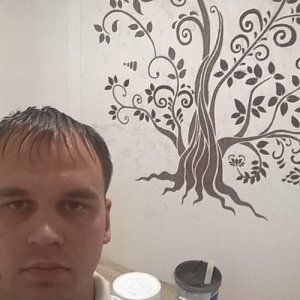 Андрей Абакумов, 32 года
